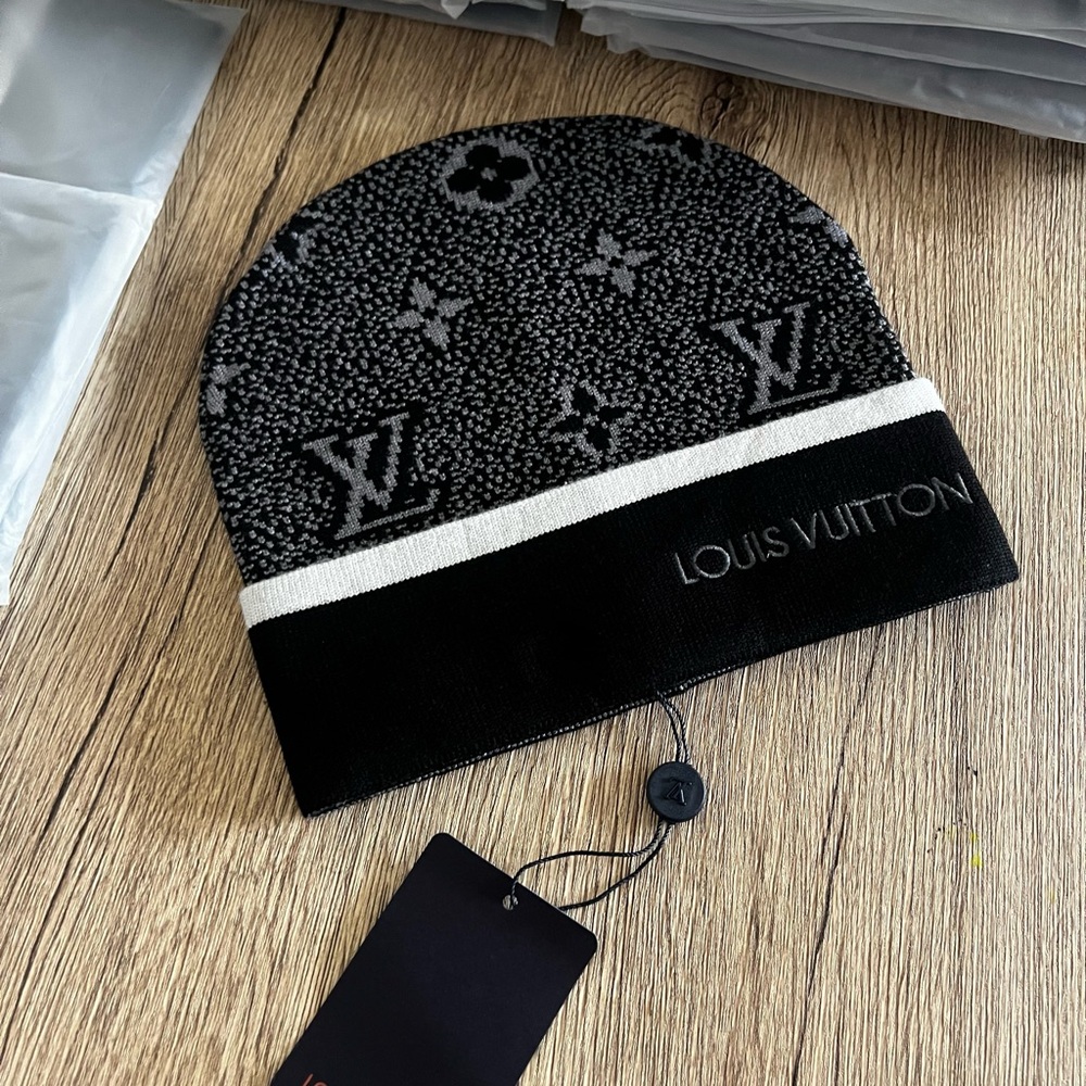 LV Monogram Black and Gray Beanie